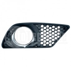 Решетка бампера правая Mercedes Benz W204 07-11