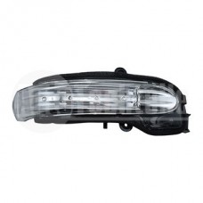Повторитель поворота правый Mercedes Benz W203 04-06