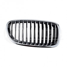 Решетка радиатора правая BMW 5 F10 10-16/ 5 F11 10-17 (хром/хром/чёрн.)
