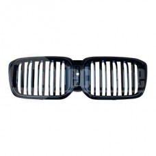 Решетка радиатора BMW X3 G01 / X4 G02 LCI 21- (глянц. чёрн. с отв. камеры)
